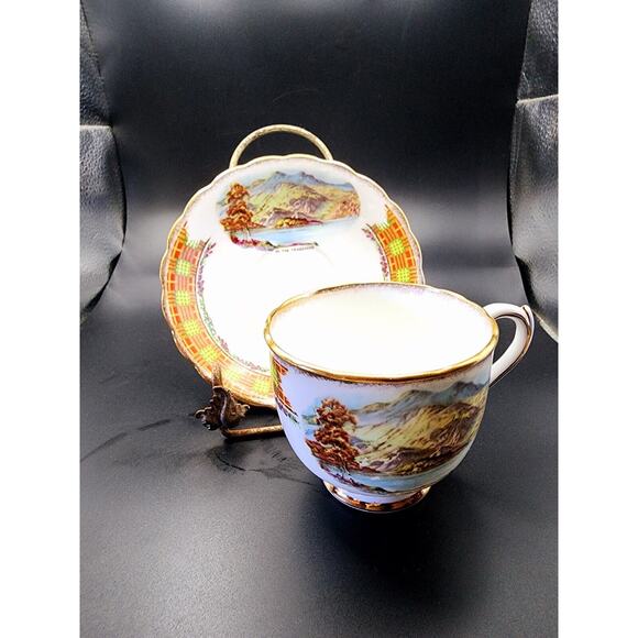 VTG Taylor & Kent Scottish Clan Cameron Lusterwear Tea Cup Saucer Bone China - Picture 16 of 16